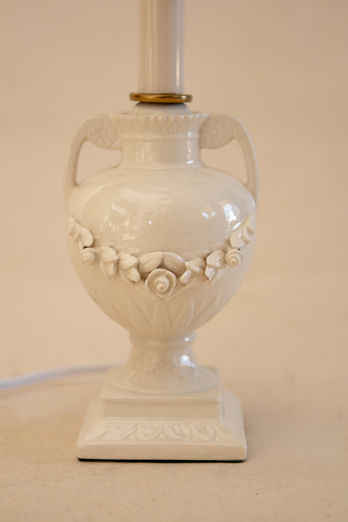 Ceramic Urn Style Lamp