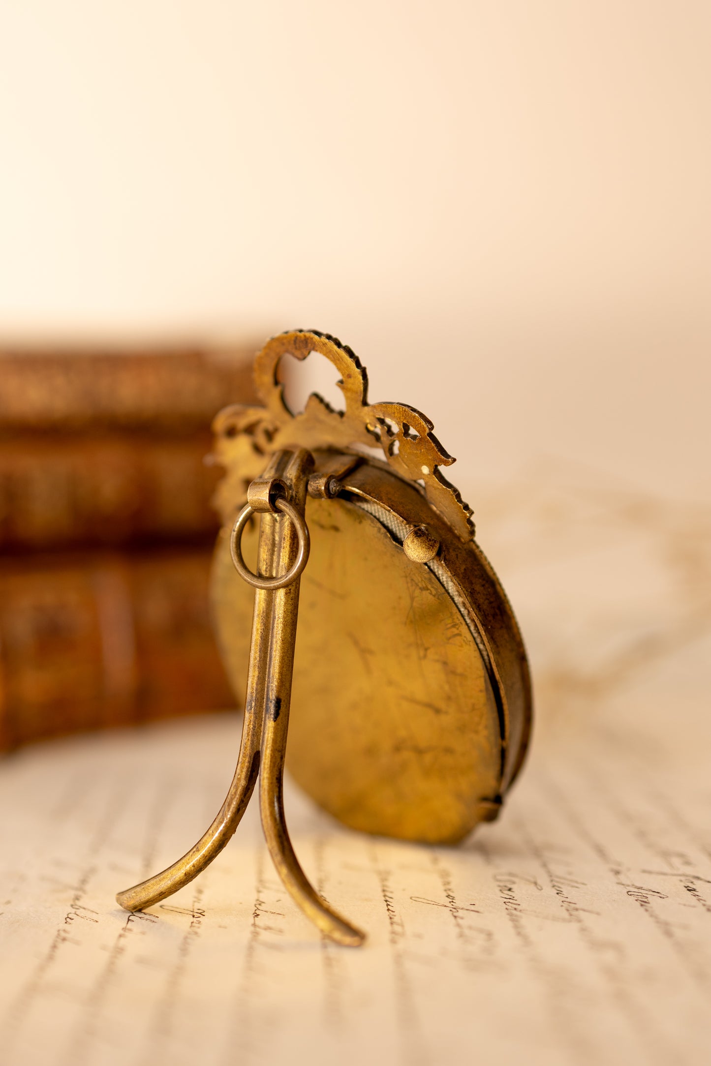 Bronze Oval Mini Picture Frame