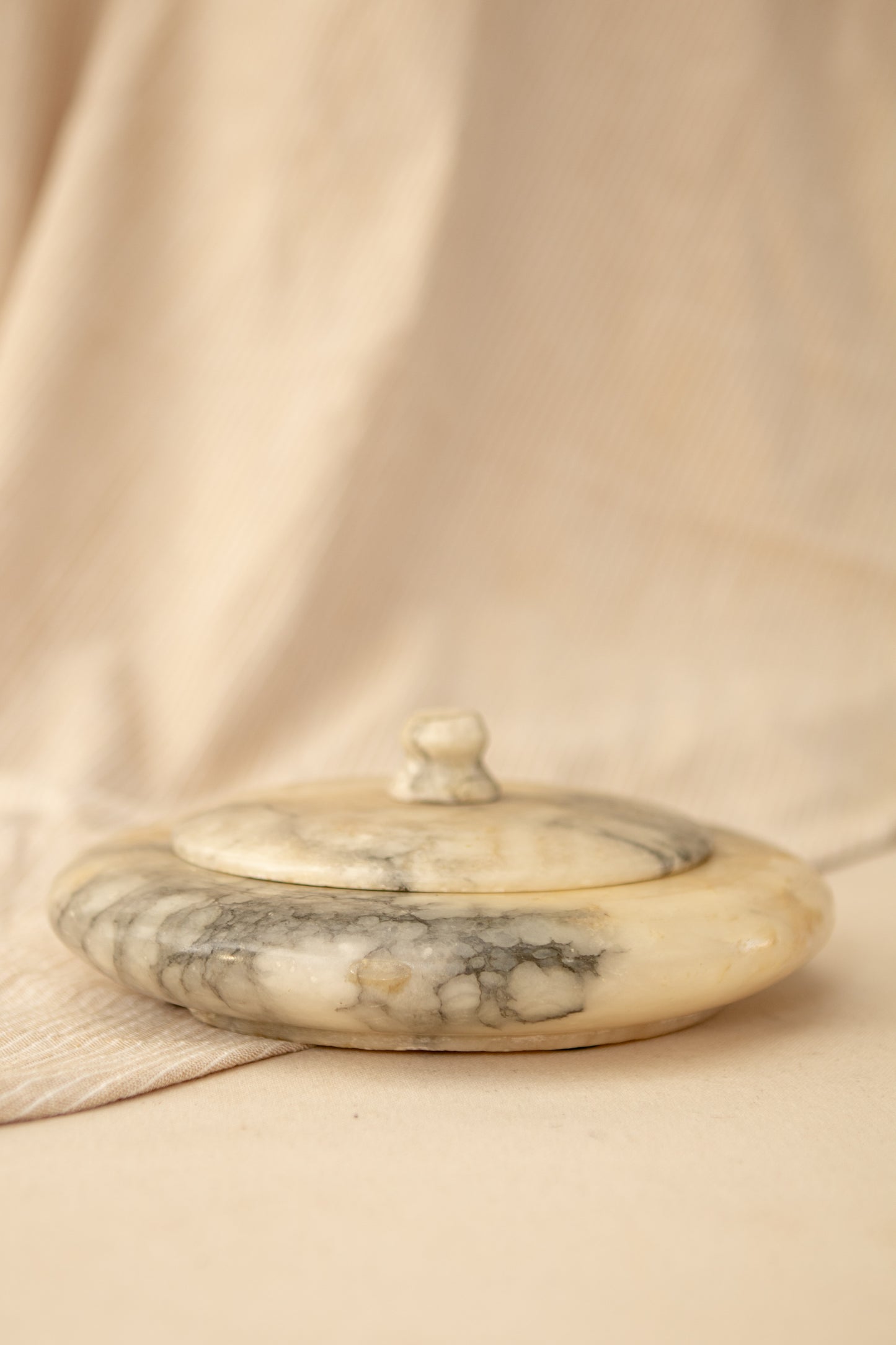 Alabaster Lidded Dish with Light Lid
