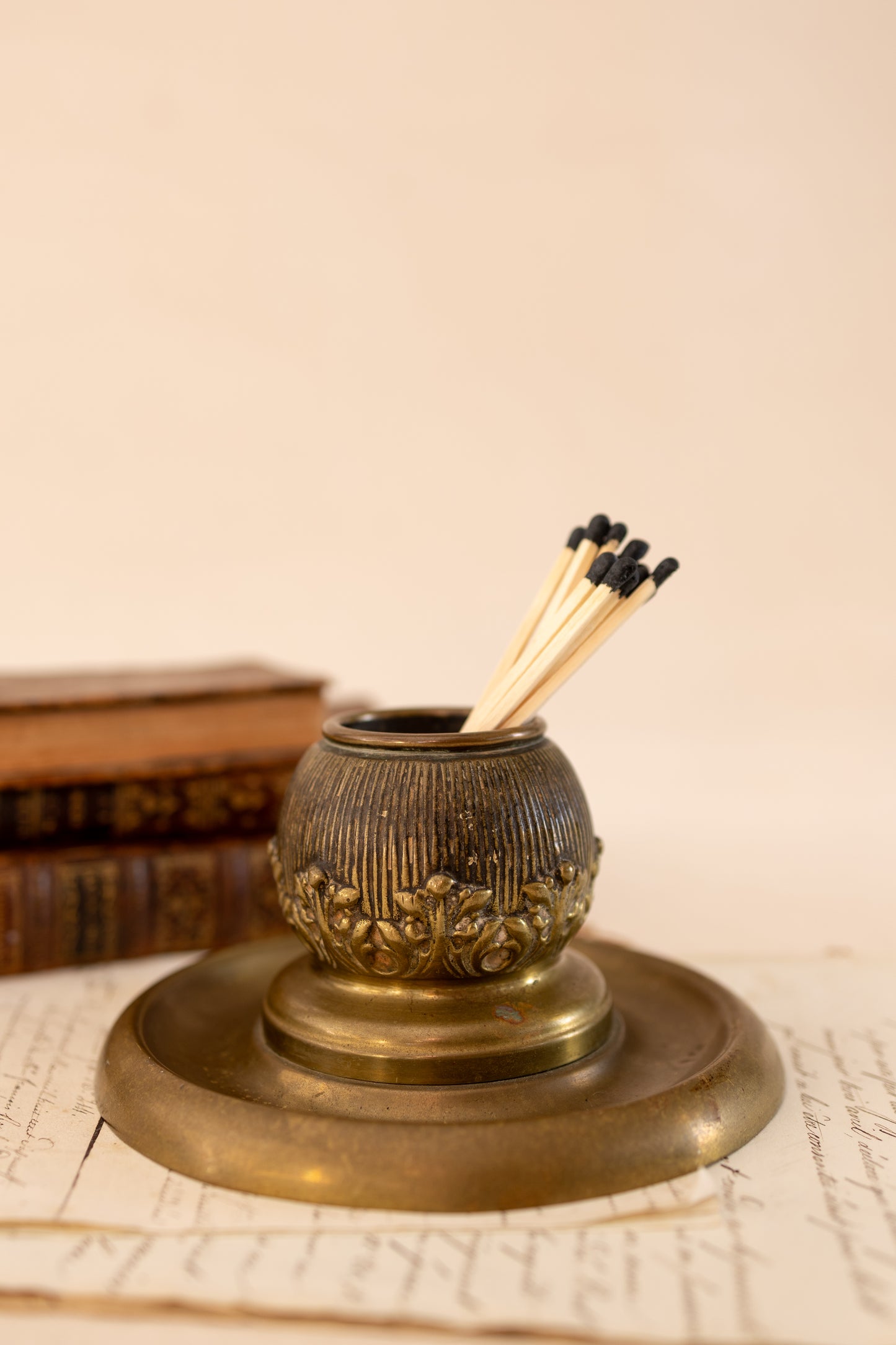 Antique Bronze Pyrogène