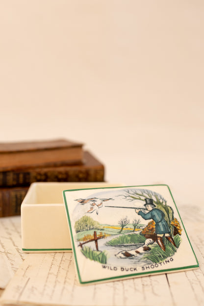 Plichta London Hunting Scene Trinket Box