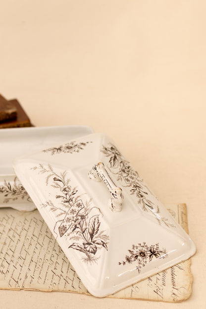 Antique T. Furnival & Sons Covered Tureen Circa 1871-1890
