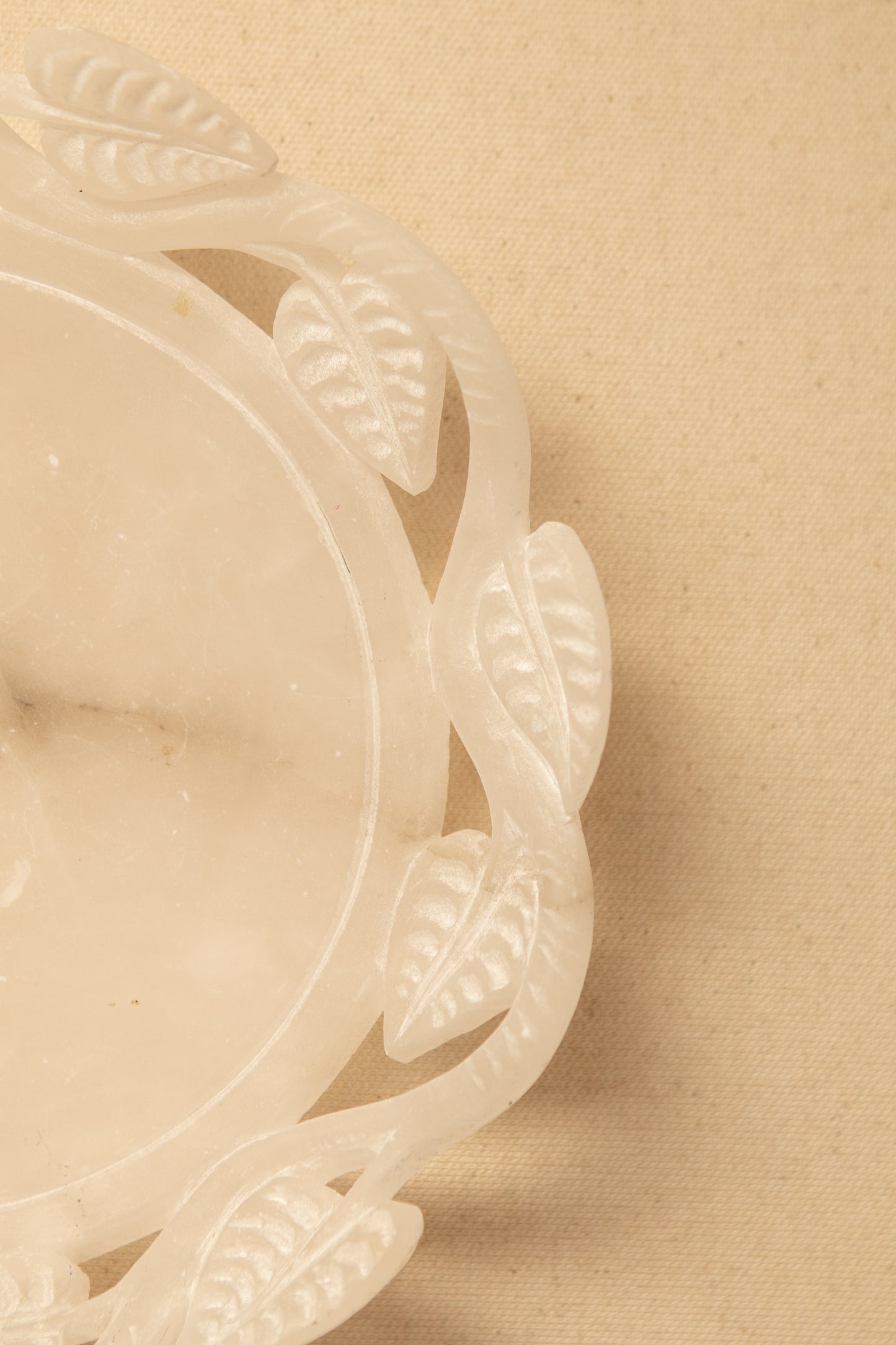 Alabaster Leaf Dish