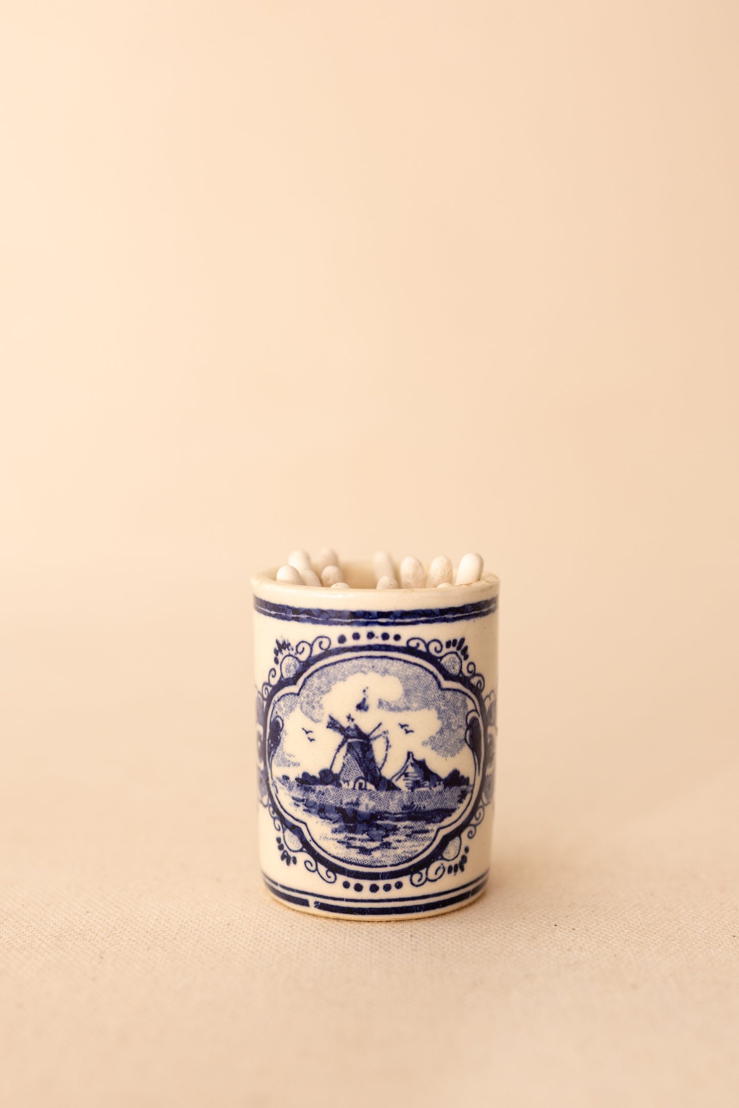 Delft Match Holder