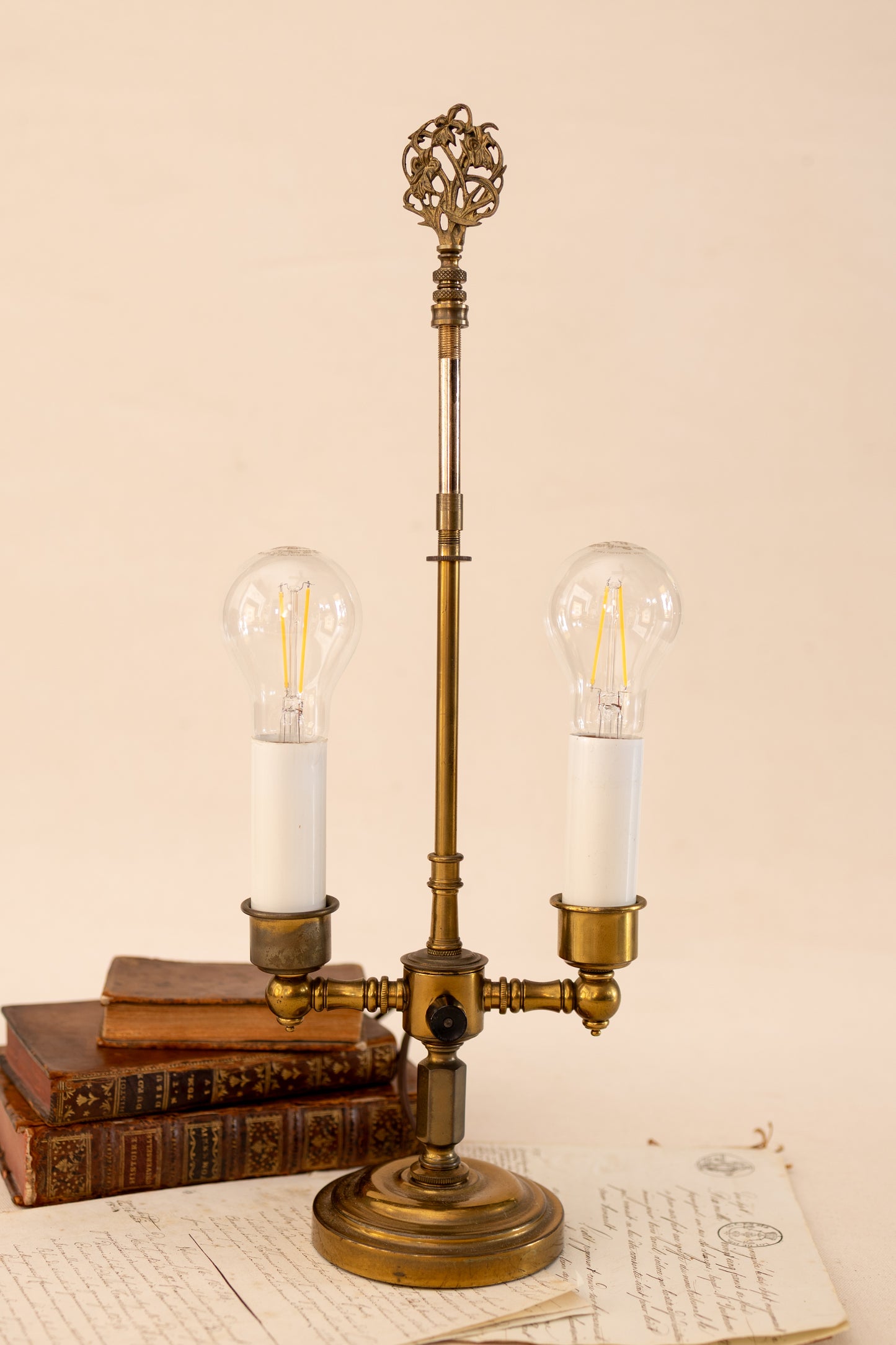 Antique Brass Double-Arm Table Lamp